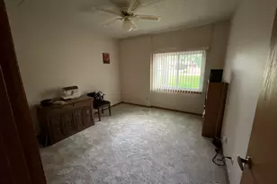 1101 E Division St, Lockport, IL 60441 - Photo 7
