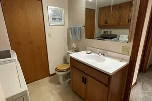 1101 E Division St, Lockport, IL 60441 - Photo 11