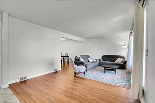 15315 Saint Andrews Dr, Orland Park, IL 60462 - Photo 3