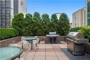 33 W Ontario St, Chicago, IL 60654 - Photo 47