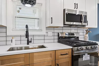 8541 S Givins Court, Chicago, IL 60620 - Photo 7