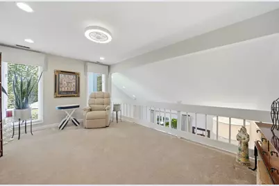 3580 Londonderry Court, Hoffman Estates, IL 60067 - Photo 21