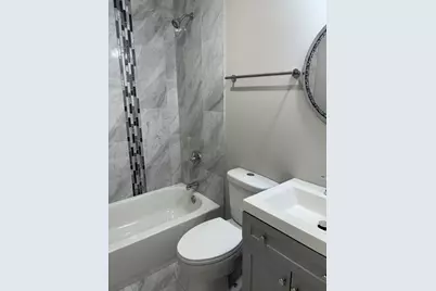 8310 S Buffalo Avenue, Chicago, IL 60617 - Photo 5