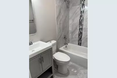 8310 S Buffalo Avenue, Chicago, IL 60617 - Photo 9