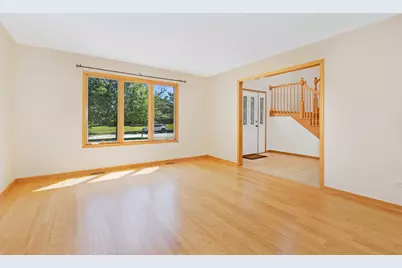 8284 Brookhaven Drive, Frankfort, IL 60423 - Photo 5