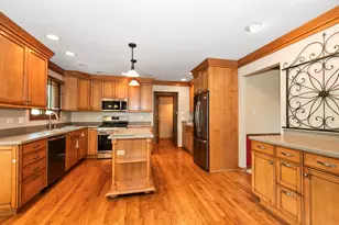 14020 Blackhawk Ln, Orland Park, IL 60462 - Photo 15