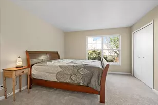 546 Clayton Cir, Sycamore, IL 60178 - Photo 17