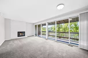 5536 E Lake Dr, Lisle, IL 60532 - Photo 17