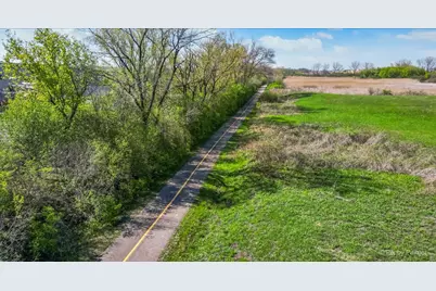 1077 Viewpoint Drive, Lake in the Hills, IL 60156 - Photo 43