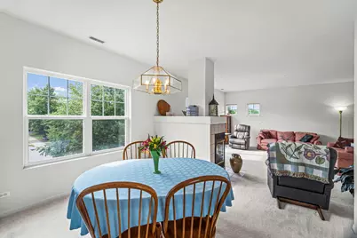 1052 Delta Drive #1052, Elgin, IL 60123 - Photo 5