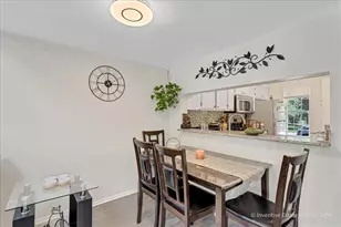 333 Shadybrook Ln, Aurora, IL 60504 - Photo 11