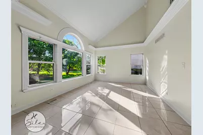 5532 Chantilly Circle, Lake in the Hills, IL 60156 - Photo 5