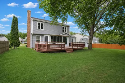 309 S Cross Trail, McHenry, IL 60050 - Photo 5