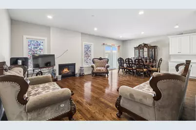 8166 W 87th Street #8166, Hickory Hills, IL 60457 - Photo 5