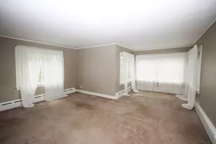 234 N Deerpath Rd, Lake Zurich, IL 60047 - Photo 27