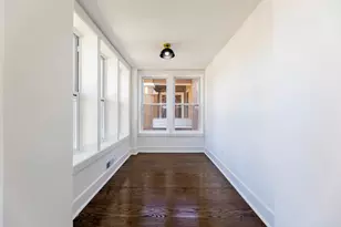8025 S Euclid Ave, Chicago, IL 60617 - Photo 5