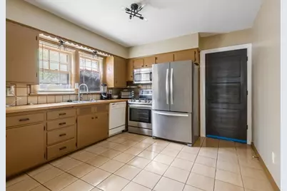 905 18th Street, Rockford, IL 61104 - Photo 15