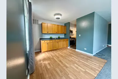 6818 Roberts Drive #7, Woodridge, IL 60517 - Photo 9