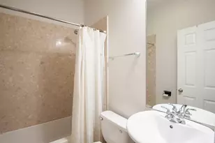 2427 W Augusta Blvd, Chicago, IL 60622 - Photo 15