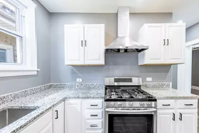 3035 N Luna Avenue, Chicago, IL 60641 - Photo 13