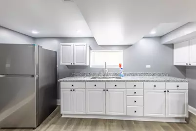 3035 N Luna Avenue, Chicago, IL 60641 - Photo 17