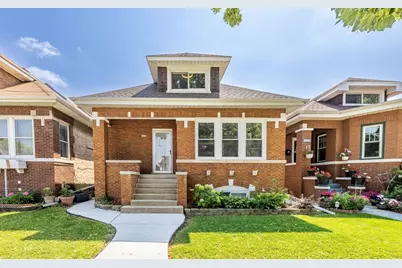 3035 N Luna Avenue, Chicago, IL 60641 - Photo 1
