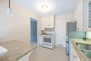 326 Woodbury Ct, Schaumburg, IL 60193 - Photo 5