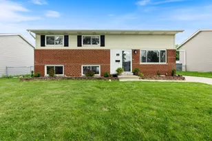 20 W Fullerton Ave, Glendale Heights, IL 60139 - Photo 1