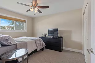 20 W Fullerton Ave, Glendale Heights, IL 60139 - Photo 19
