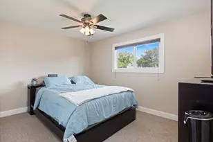20 W Fullerton Ave, Glendale Heights, IL 60139 - Photo 21