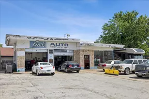 1030 W Touhy Ave, Park Ridge, IL 60068 - Photo 15