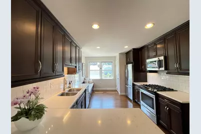 2332 Belleview Avenue, Westchester, IL 60154 - Photo 7
