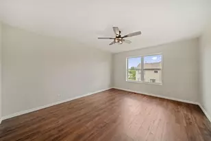 371 McGrath Dr, Oswego, IL 60543 - Photo 17
