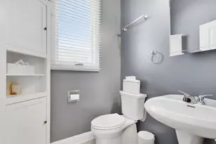 11241 S Central Park Ave, Chicago, IL 60655 - Photo 17