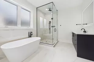 2638 W Superior St, Chicago, IL 60612 - Photo 25
