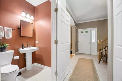 621 Dunhill Lane, Carol Stream, IL 60188 - Photo 9