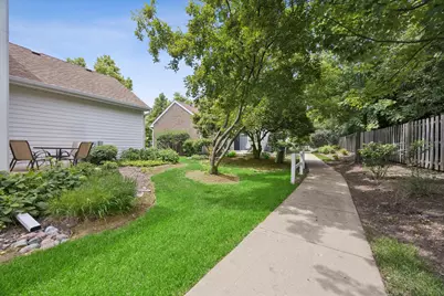 621 Dunhill Lane, Carol Stream, IL 60188 - Photo 17