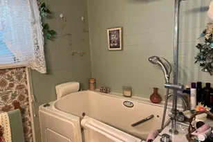 801 E Honeywell Ave, Hoopeston, IL 60942 - Photo 25