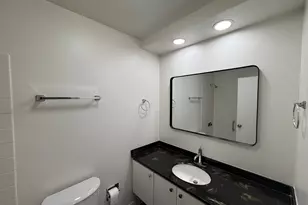 155 N Harbor Dr, Chicago, IL 60601 - Photo 9