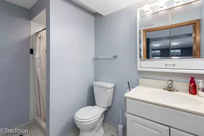 360 Lakeview Drive, Aurora, IL 60506 - Photo 21