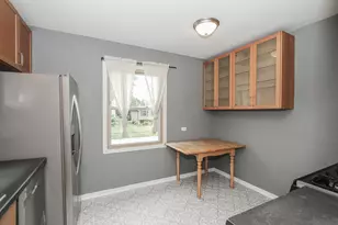 883 Hastings Ln, Hanover Park, IL 60133 - Photo 11