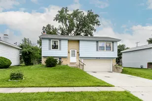 883 Hastings Ln, Hanover Park, IL 60133 - Photo 1