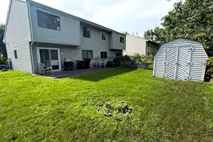 4483 Bell Ln, Hanover Park, IL 60133 - Photo 9