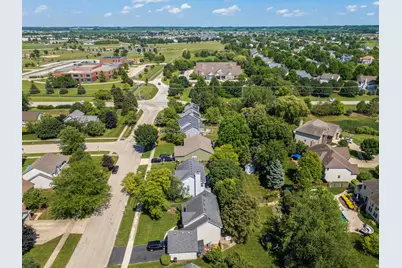 571 Lakeview Drive, Oswego, IL 60543 - Photo 33
