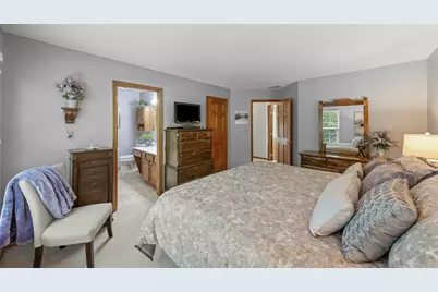 571 Lakeview Drive, Oswego, IL 60543 - Photo 15