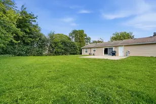 206 Judy Ln, Streamwood, IL 60107 - Photo 5