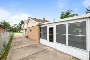 6926 W 115th Pl, Worth, IL 60482 - Photo 5