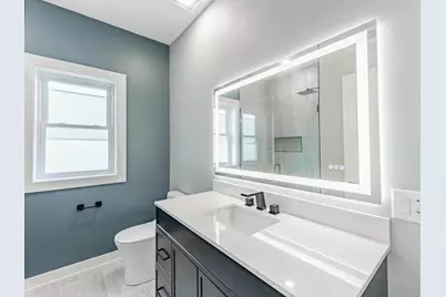 5131 W Roscoe Street #2, Chicago, IL 60641 - Photo 13