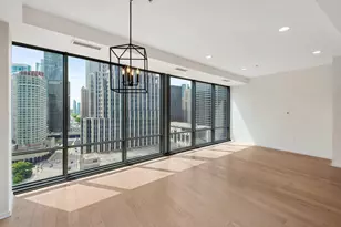 240 E Illinois St, Chicago, IL 60611 - Photo 7