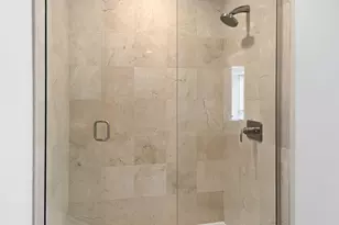 240 E Illinois St, Chicago, IL 60611 - Photo 11